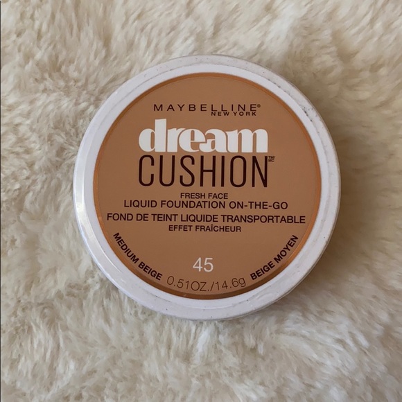 Maybelline Other - MAYBELLINE dream cushion Liquid Foundation #45